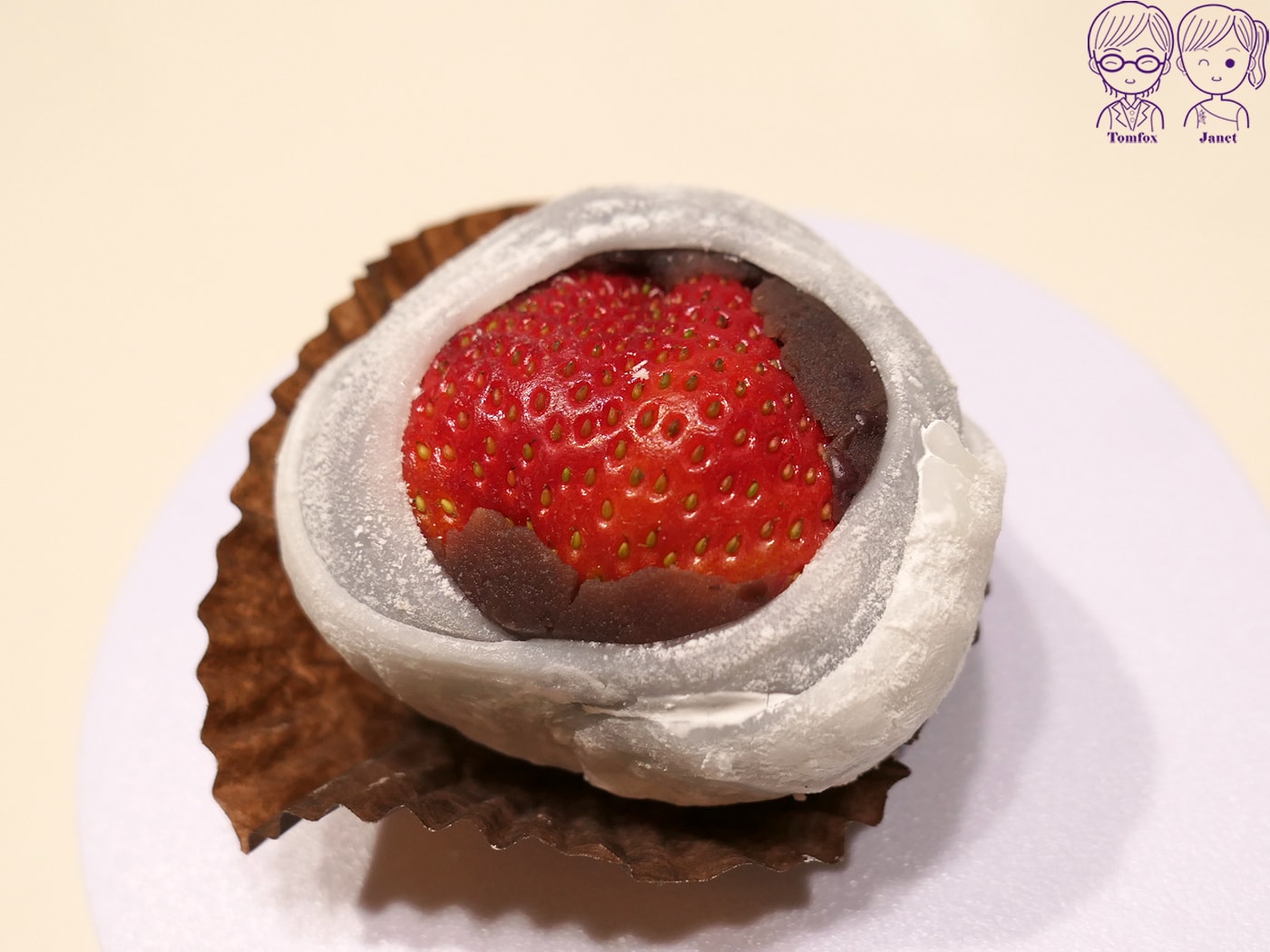 新莊中和街草莓大福｜草莓季限定！低調排隊攤位，苗栗直送、有清洗過的新鮮草莓