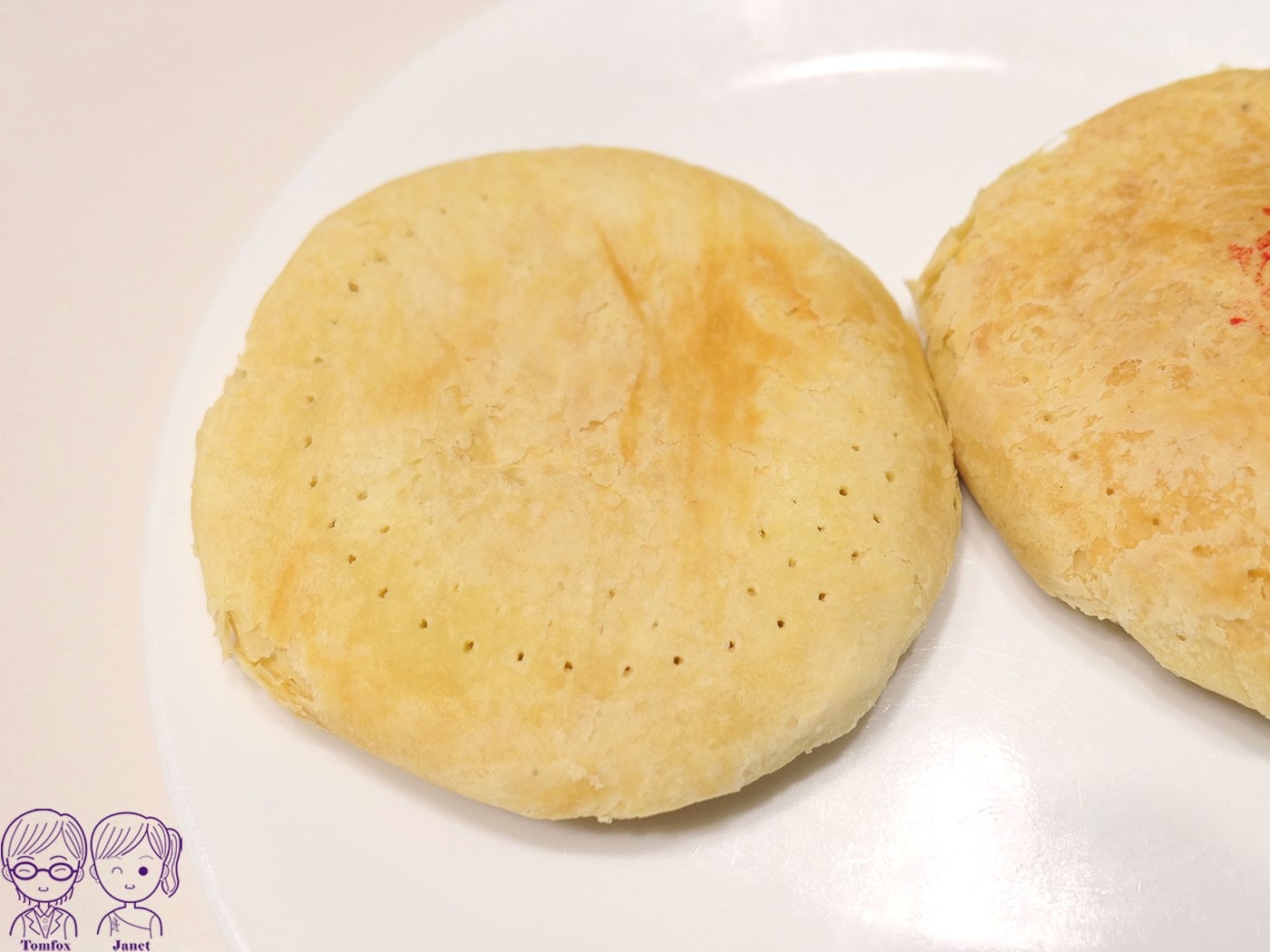 新莊廟街百年老店｜老順香餅店 全台最古老金牌鳳梨酥+鹹光餅創始店