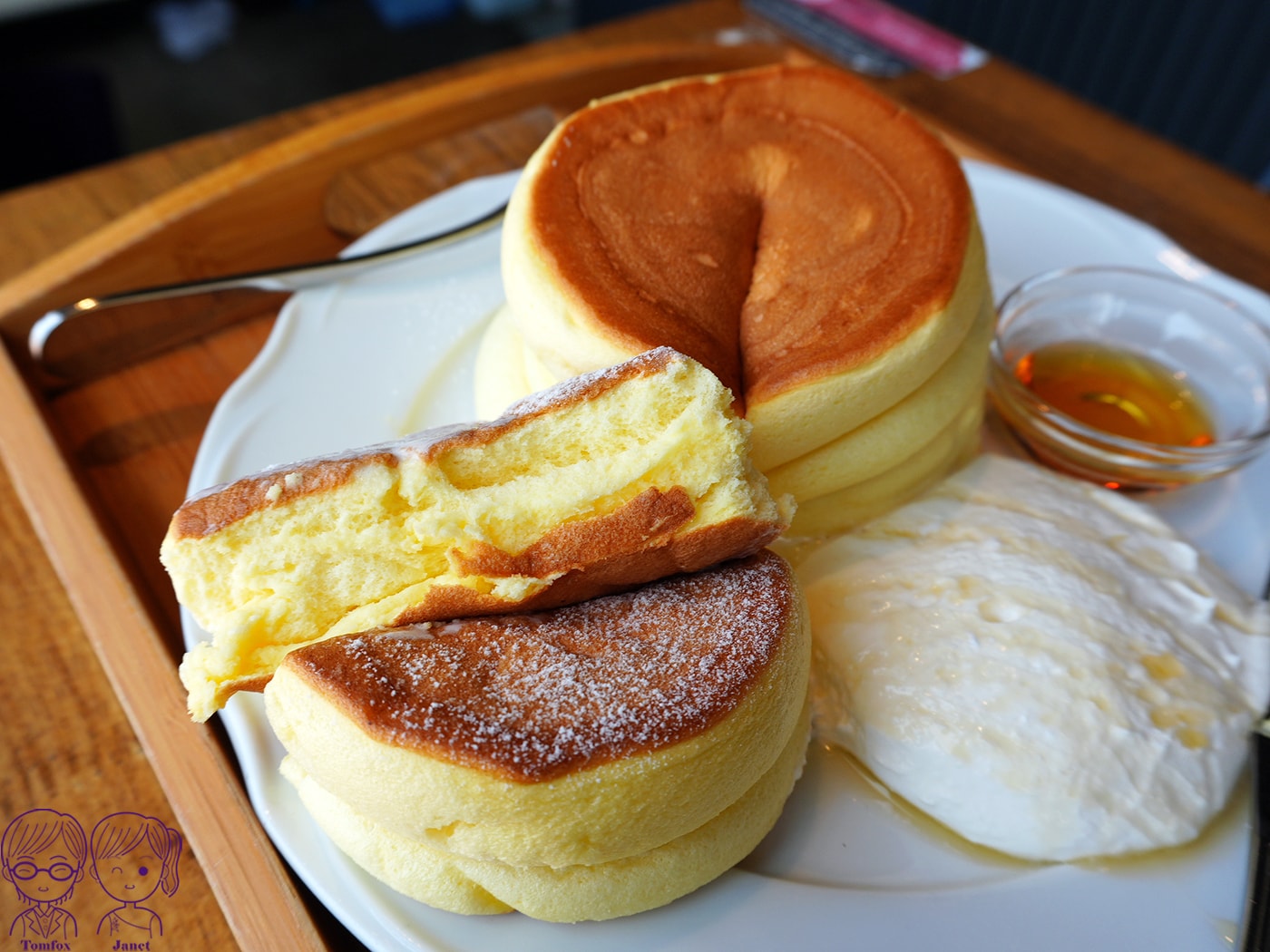 台中三井OUTLET咖啡廳推薦｜ROSE HOUSE CAFÉ 180度港景第一排！超厚三層舒芙蕾必吃