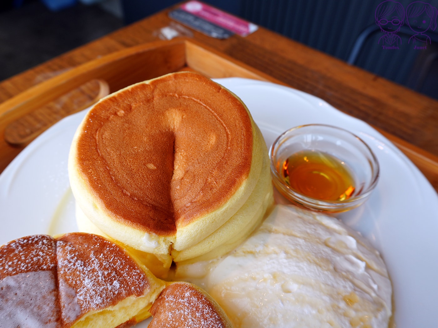 台中三井OUTLET咖啡廳推薦｜ROSE HOUSE CAFÉ 180度港景第一排！超厚三層舒芙蕾必吃