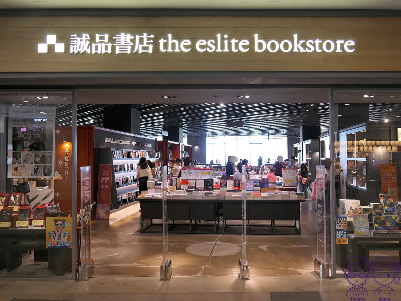 台中三井OUTLET咖啡廳推薦｜ROSE HOUSE CAFÉ 180度港景第一排！超厚三層舒芙蕾必吃