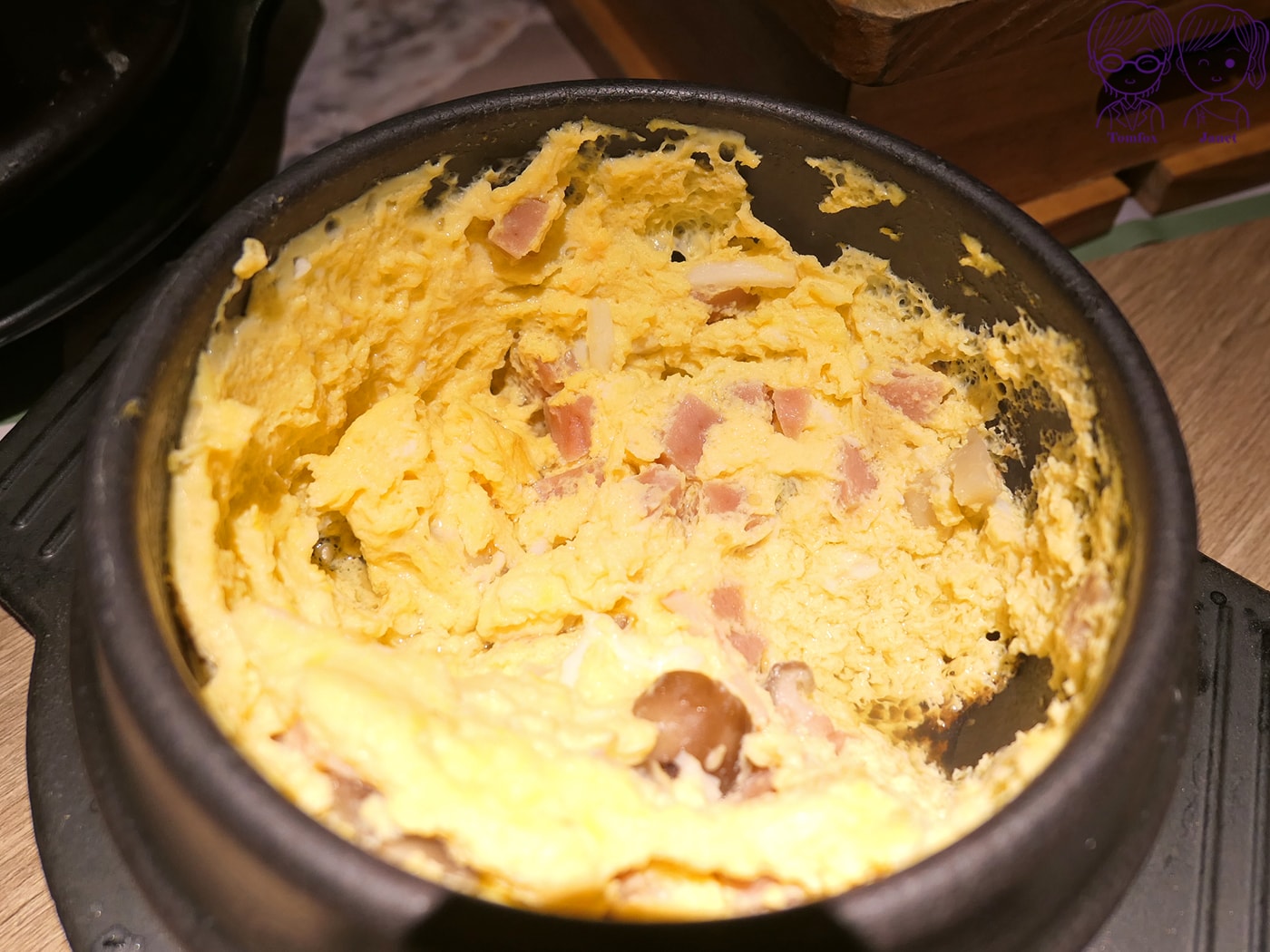 新莊美食推薦|宏匯廣場《豆腐村》韓式嫩豆腐煲,小菜、飲料、豆腐霜淇淋吃到飽,附兒童餐、素食鍋 - 第61張圖 新莊美食推薦|宏匯廣場《豆腐村》韓式嫩豆腐煲,小菜、飲料、豆腐霜淇淋吃到飽,附兒童餐、素食鍋