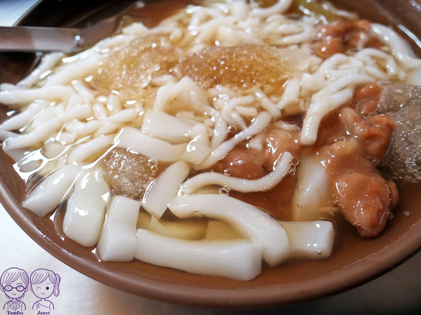 台北後車站美食｜華陰街《古早味冰/素麵線》：日本人也推薦的素食麵線與手工米苔目冰