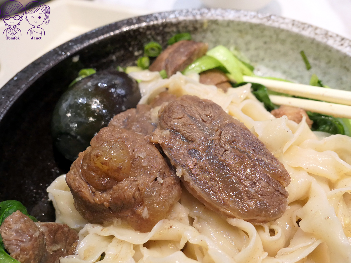 【新莊美食】星廚饌上新莊店｜2026新開幕！百元牛肉麵附豆花、冰品、飲料自助吧吃到飽