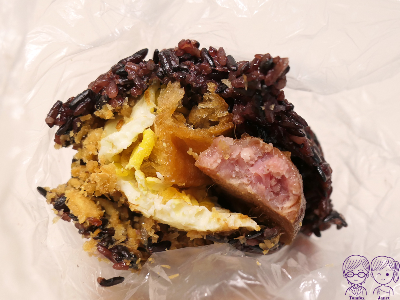 新莊早餐推薦|黑飯糰 隱藏版5星紫米飯糰!全紫米免加價,宏泰市場人氣美食 - 第21張圖 新莊早餐推薦|黑飯糰 隱藏版5星紫米飯糰!全紫米免加價,宏泰市場人氣美食