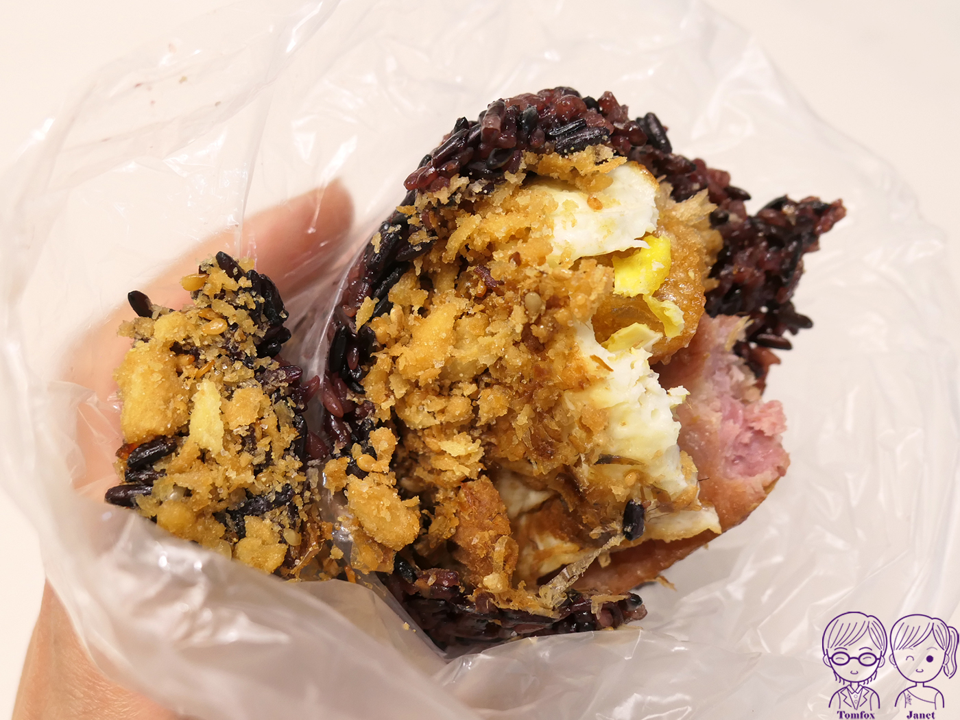 新莊早餐推薦|黑飯糰 隱藏版5星紫米飯糰!全紫米免加價,宏泰市場人氣美食 - 第22張圖 新莊早餐推薦|黑飯糰 隱藏版5星紫米飯糰!全紫米免加價,宏泰市場人氣美食