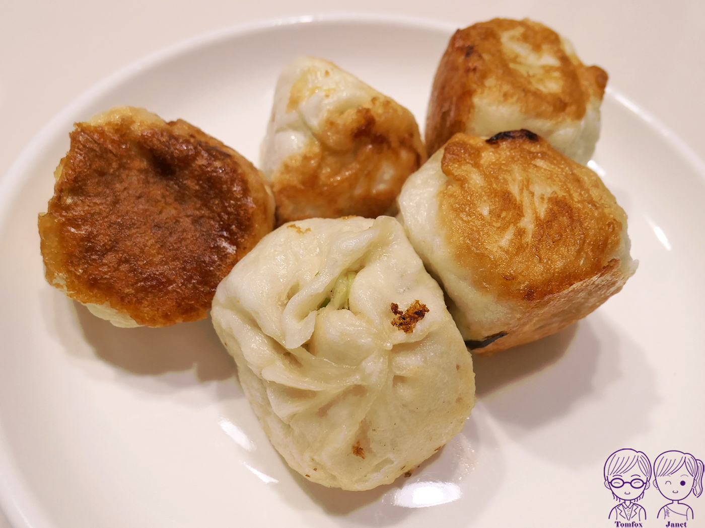 三重美食|集美水煎包小籠包,一顆8元超高CP值!開業40多年排隊銅板美食 - 第14張圖 三重美食|集美水煎包小籠包,一顆8元超高CP值!開業40多年排隊銅板美食
