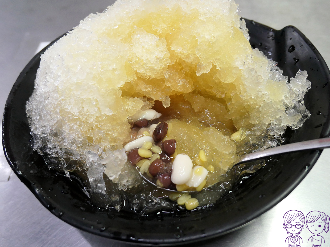 屏東潮州美食|阿倫冰店潮州燒冷冰,60年老字號古早味,冰火交融必吃特色甜品 - 第19張圖 屏東潮州美食|阿倫冰店潮州燒冷冰,60年老字號古早味,冰火交融必吃特色甜品