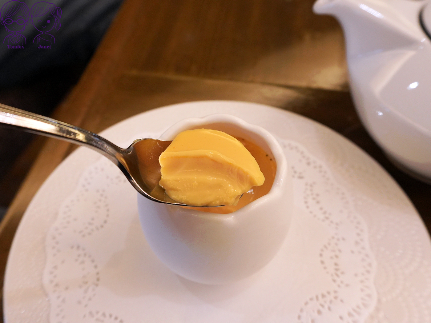 岡山車站美食｜岡山格蘭比亞飯店 Lumière 豪華水果聖代，季節限定白桃、麝香葡萄下午茶甜點