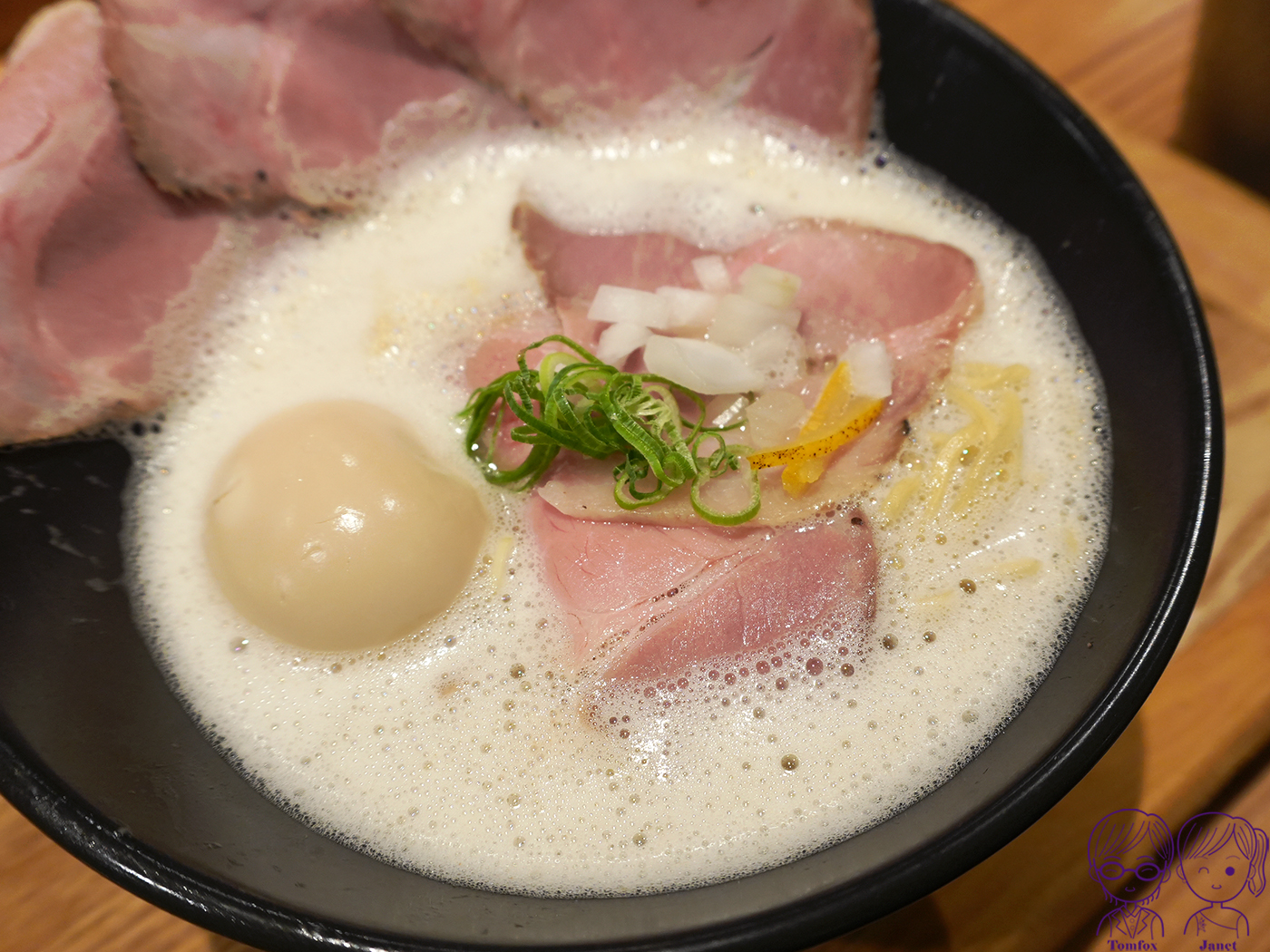 大阪梅田拉麵|鶏と鮪節 麺屋 勝時,鮪節昆布水沾麵、泡系雞白湯!Tabelog 高評價人氣名店 - 第13張圖 大阪梅田拉麵|鶏と鮪節 麺屋 勝時,鮪節昆布水沾麵、泡系雞白湯!Tabelog 高評價人氣名店