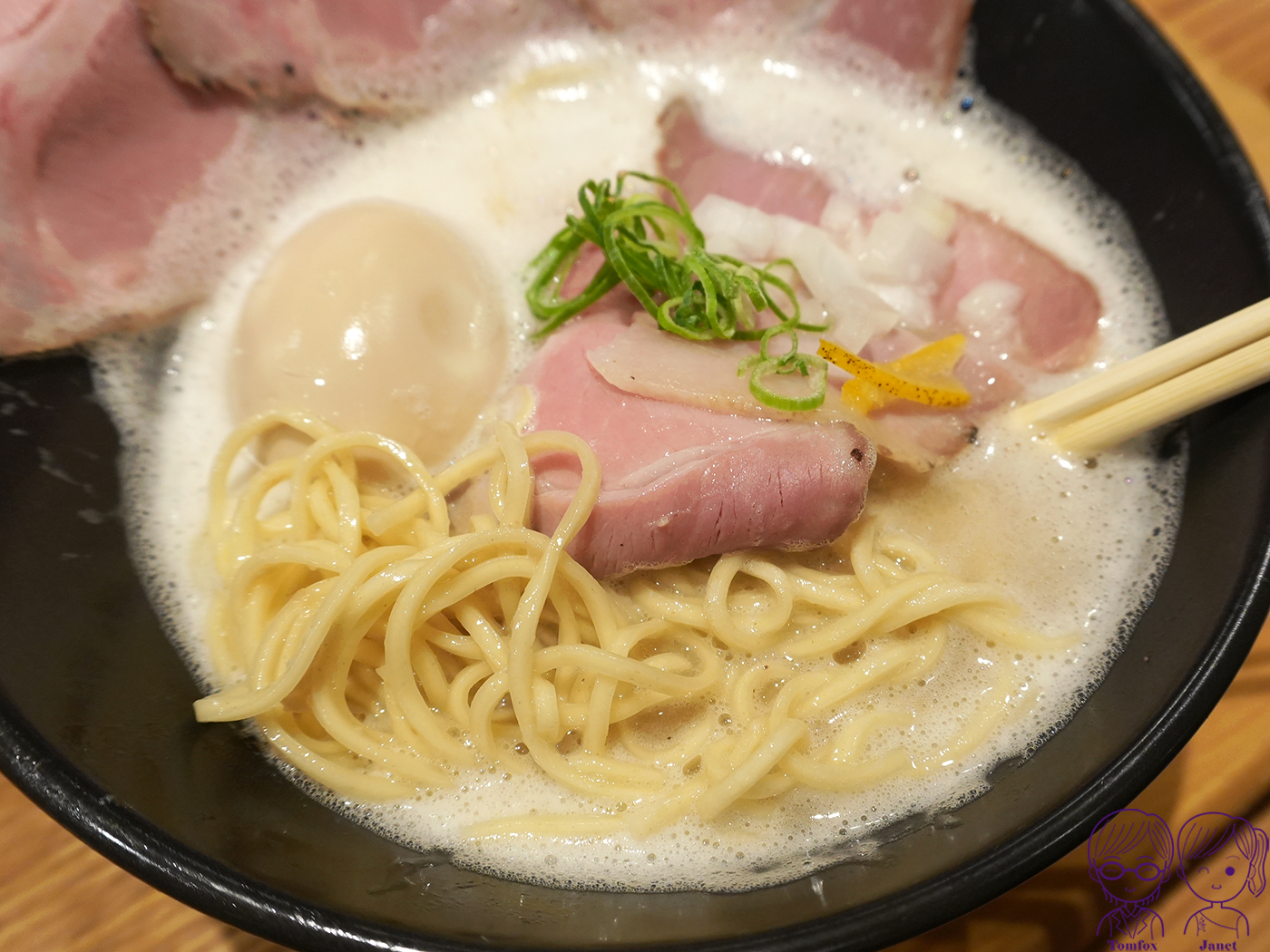 大阪梅田拉麵|鶏と鮪節 麺屋 勝時,鮪節昆布水沾麵、泡系雞白湯!Tabelog 高評價人氣名店 - 第15張圖 大阪梅田拉麵|鶏と鮪節 麺屋 勝時,鮪節昆布水沾麵、泡系雞白湯!Tabelog 高評價人氣名店