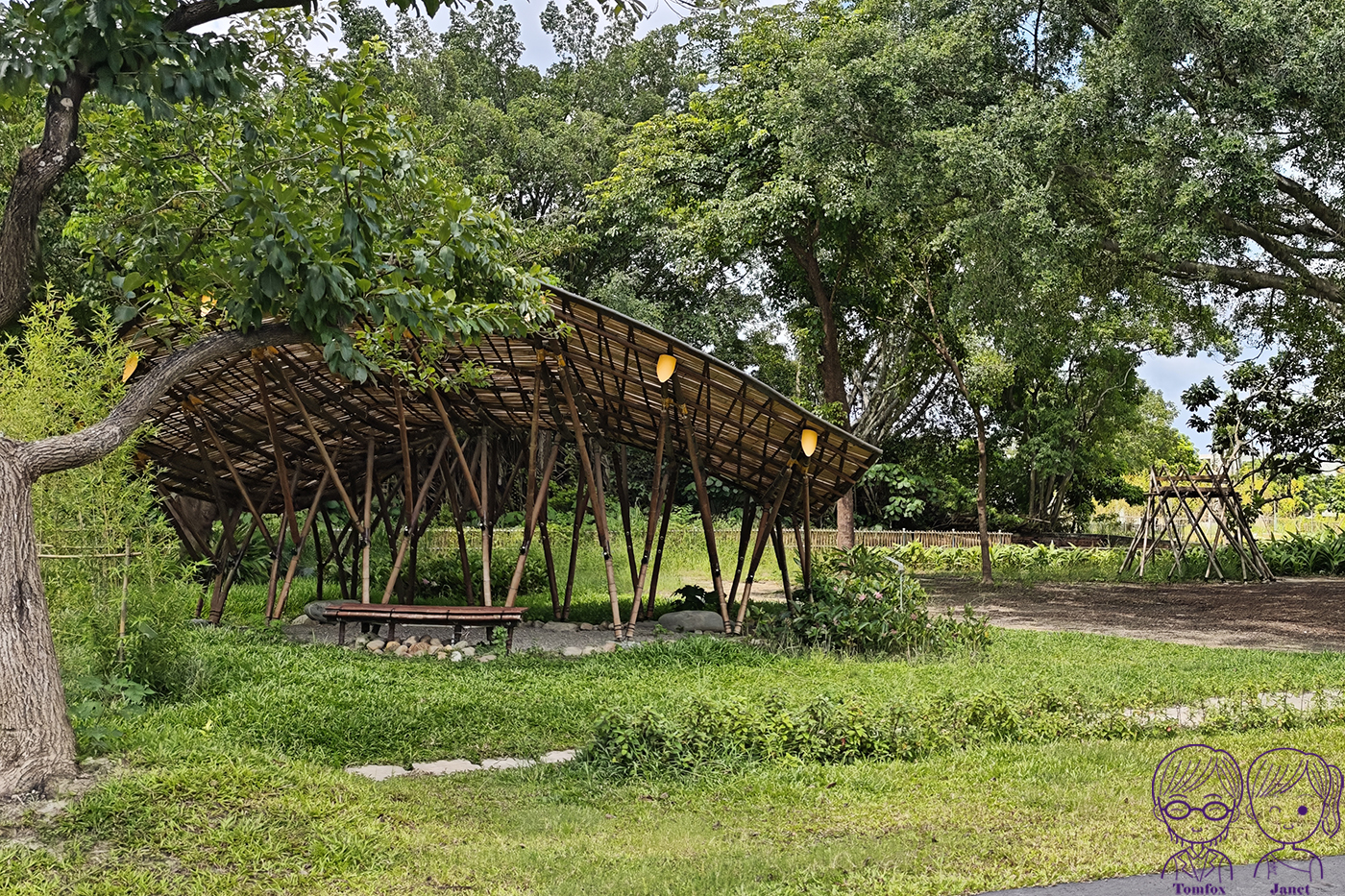 雲林斗六免門票景點｜斗六糖廠竹創基地，百年糖廠變身竹藝園區，竹苑親子遊戲場、台糖冰品必吃